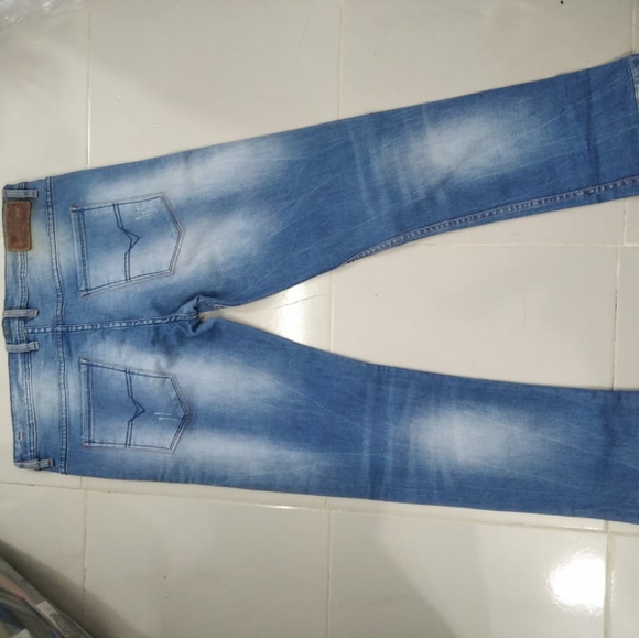 Diesel Jeans - Picture 2 of 13